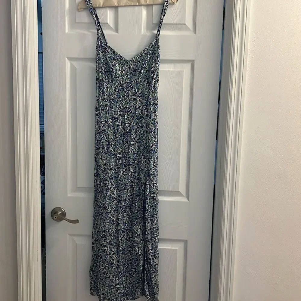 ZARA NWT - Floral Dress - Mid Length - Blue / Green Flowers Spaghettiti Strap